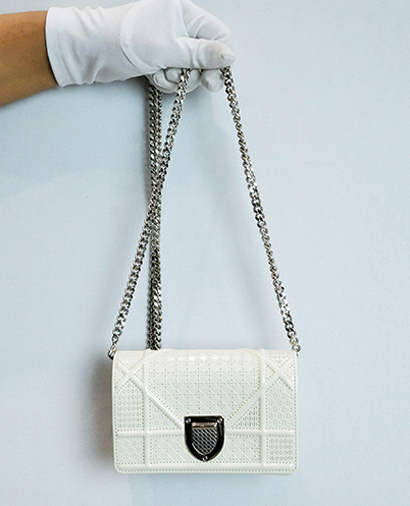 Baby Diorama Pouch Calfskin, front view